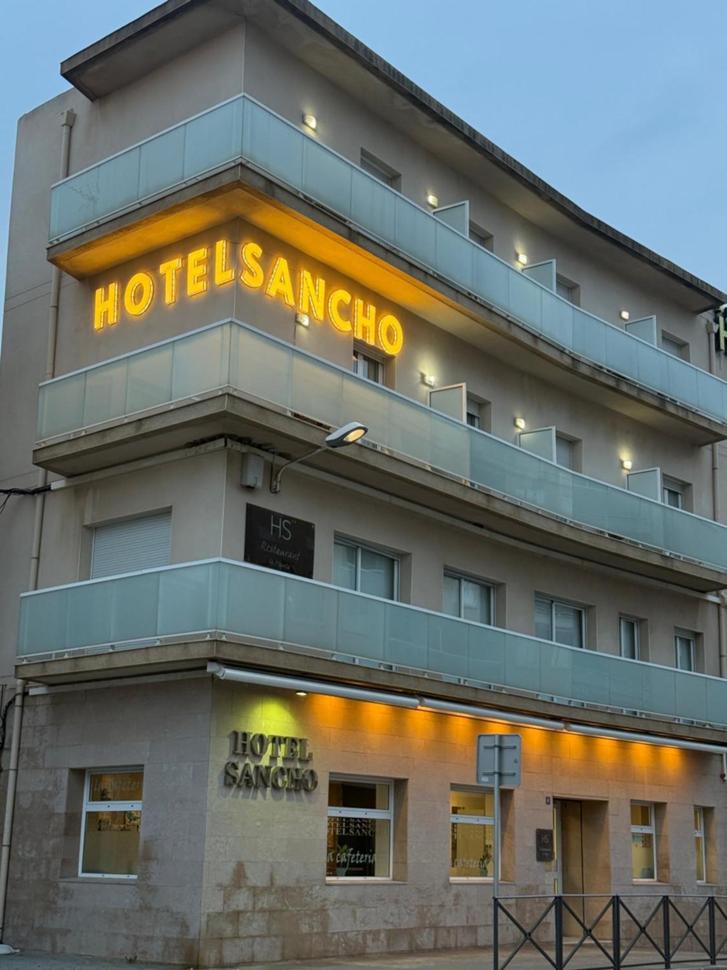 Hotel Sancho Hospitalet De L'Infant Luaran gambar